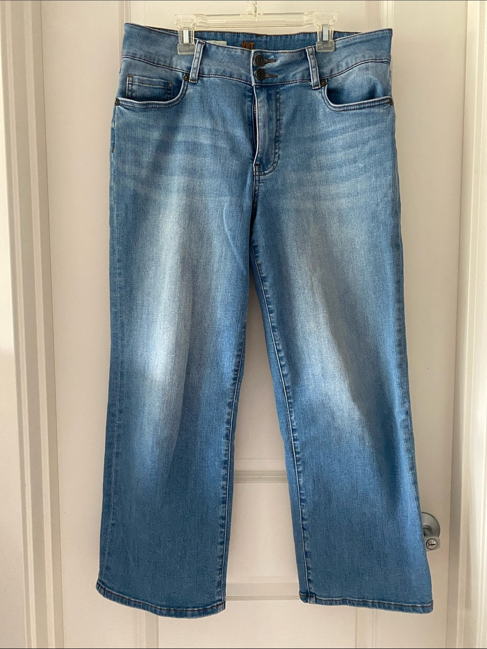 Kut from the Kloth LUCY high rise wide leg Jeans